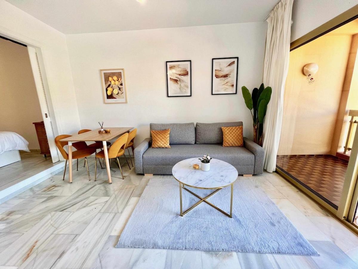 797 Holiday Rentals- Apartamento En Hotel Sunset Frente Al Mar Benalmadena Exterior photo