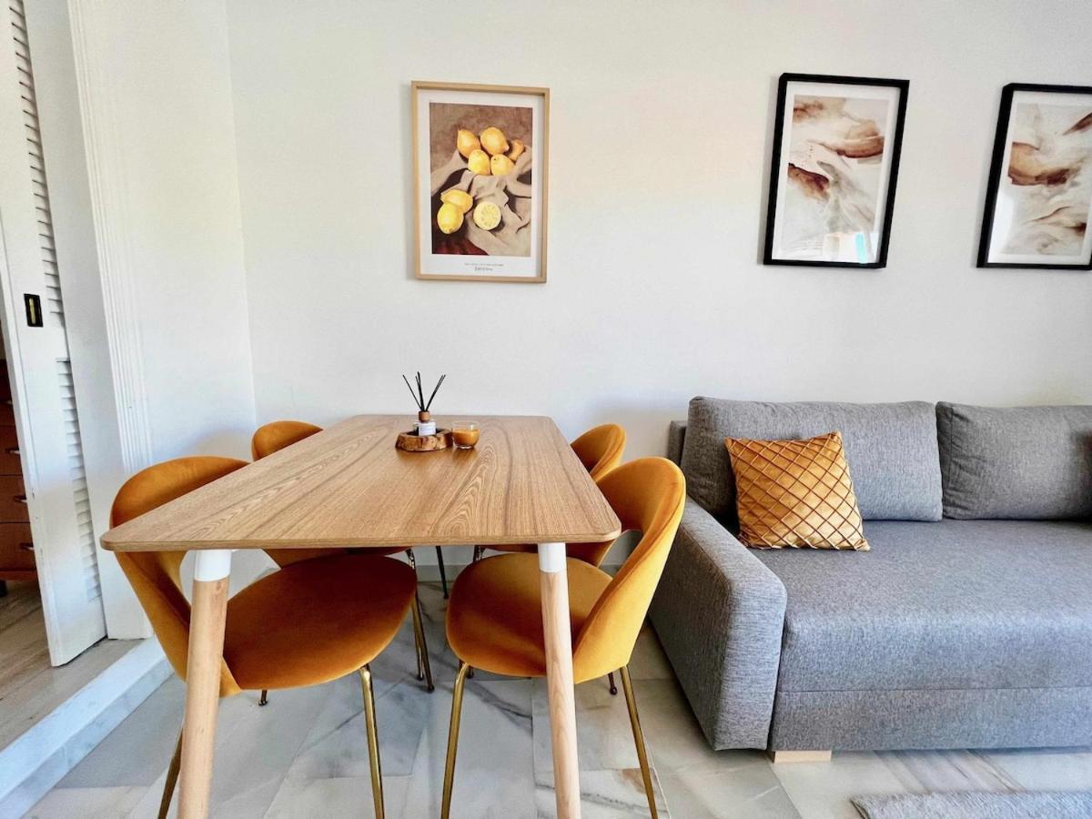 797 Holiday Rentals- Apartamento En Hotel Sunset Frente Al Mar Benalmadena Exterior photo