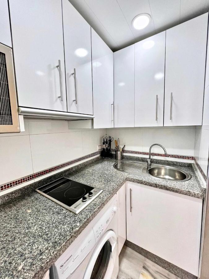797 Holiday Rentals- Apartamento En Hotel Sunset Frente Al Mar Benalmadena Exterior photo