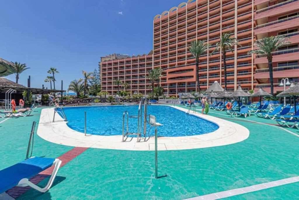 797 Holiday Rentals- Apartamento En Hotel Sunset Frente Al Mar Benalmadena Exterior photo